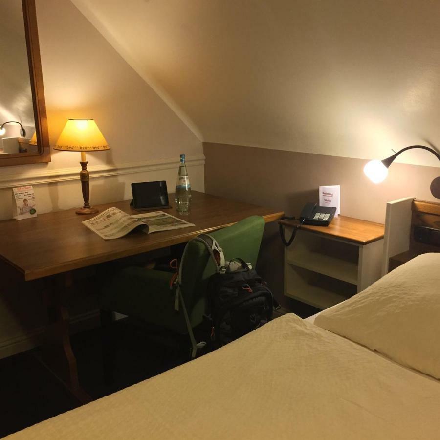 Pension Zum Golfstuebchen Echternacherbruck Extérieur photo